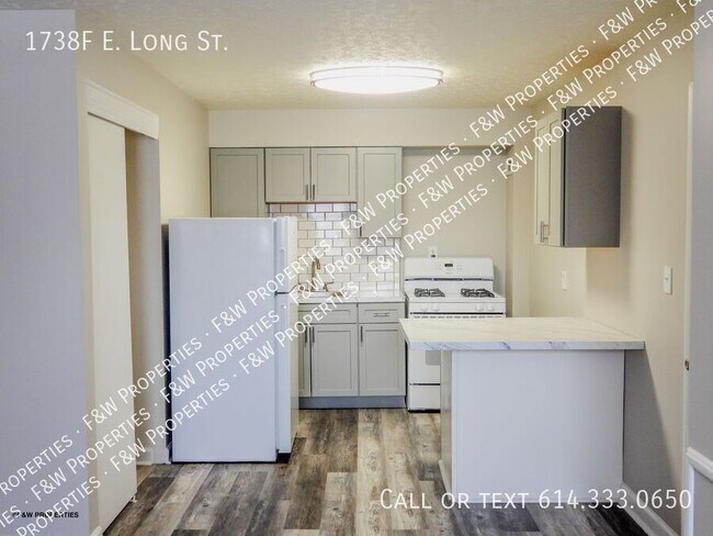 Building Photo - 1738 E Long St