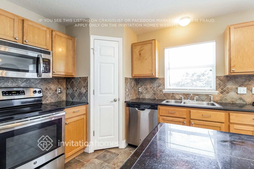 Building Photo - 1838 Corner Meadow Cir