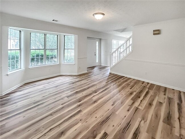 Building Photo - 2945 Georgian Manor Dr