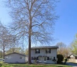 Building Photo - 531-C. N Oak Grove Ave