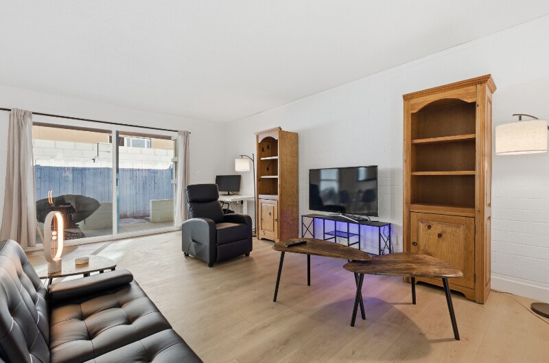 Building Photo - 4235 N 13th Pl