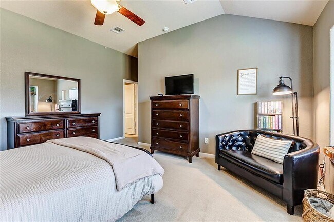 Building Photo - 9973 Spring Rock Ln