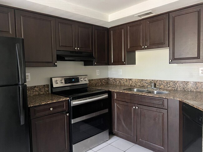 Building Photo - 11552 NW 39th St