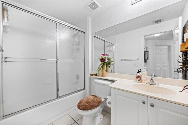 Building Photo - 2917 Tuscany Ct