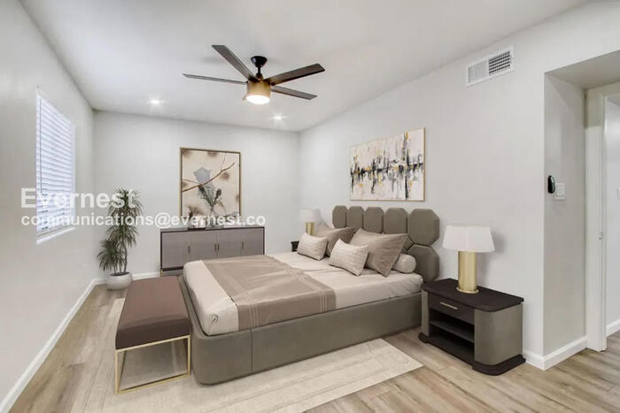 Building Photo - 2635 Hayden Rd