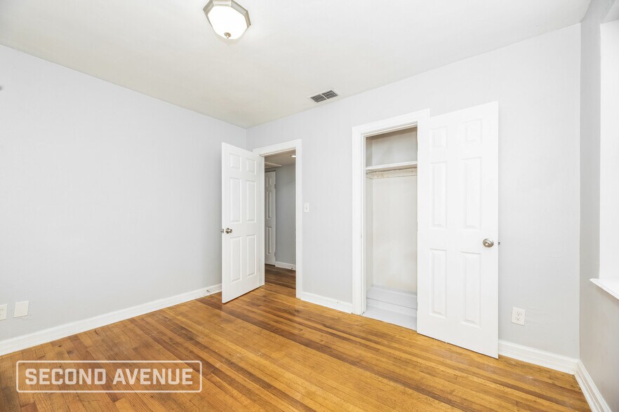 Building Photo - 2214 Wilson St