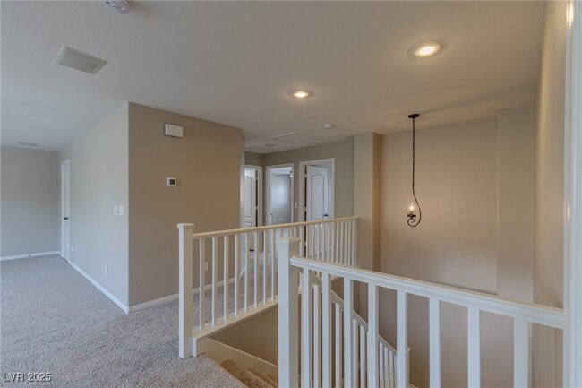 Building Photo - 145 Staplehurst Ave