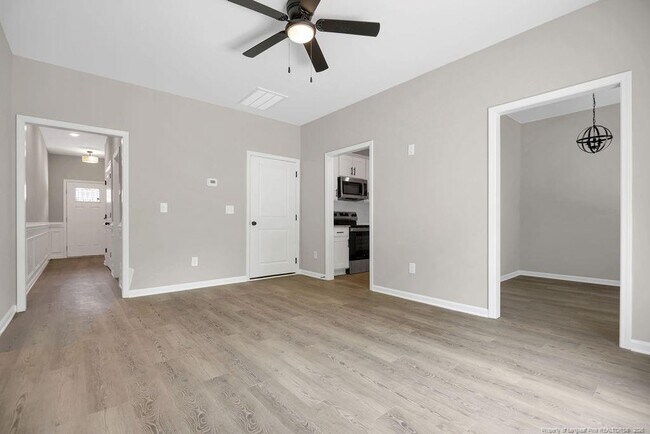 Building Photo - 1160 Elk Knob Trl