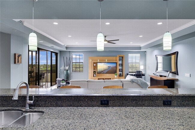 Building Photo - 10721 Mirasol Dr