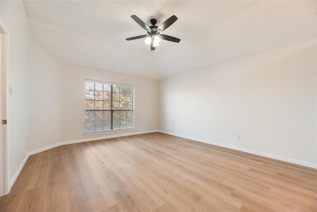 Building Photo - 1507 Lakeshore Dr