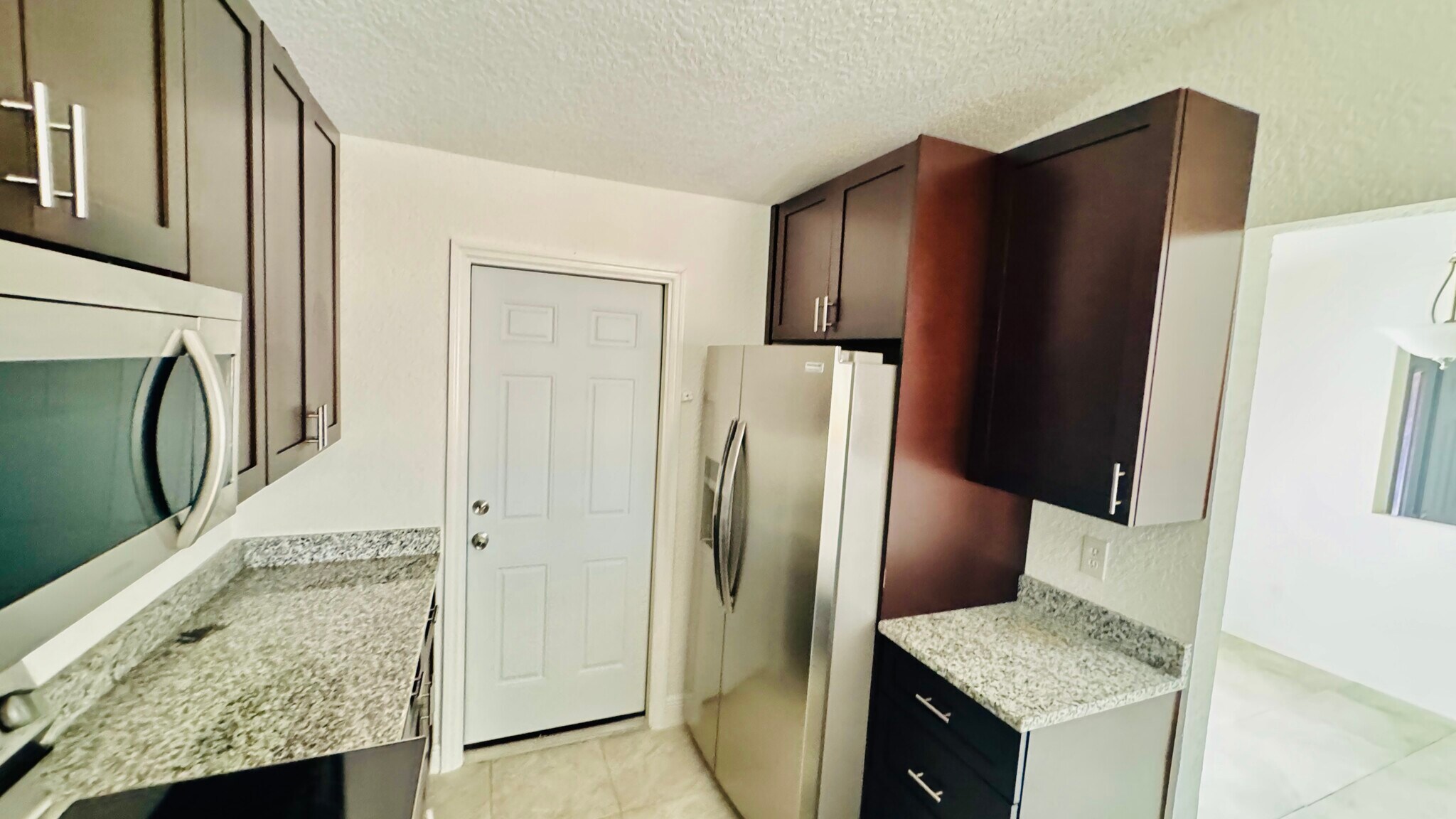 Building Photo - 225 Rail Ave