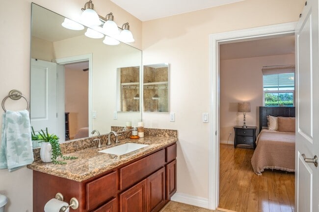 Building Photo - Beautiful Fully Furnished, 2 Bed, 2.5 Bath Kai Ani Village Townhome with Saltwater Pool
