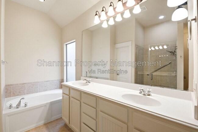 Building Photo - 13614 Indigo Spires Dr