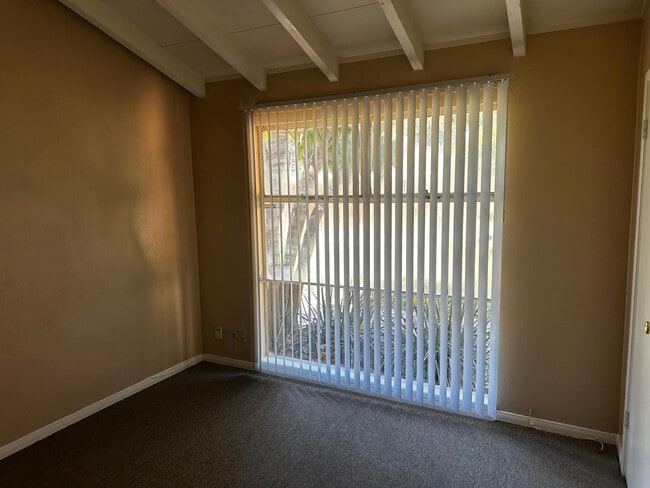 Building Photo - Riverside Home For Rent- *Move In Incentive*
