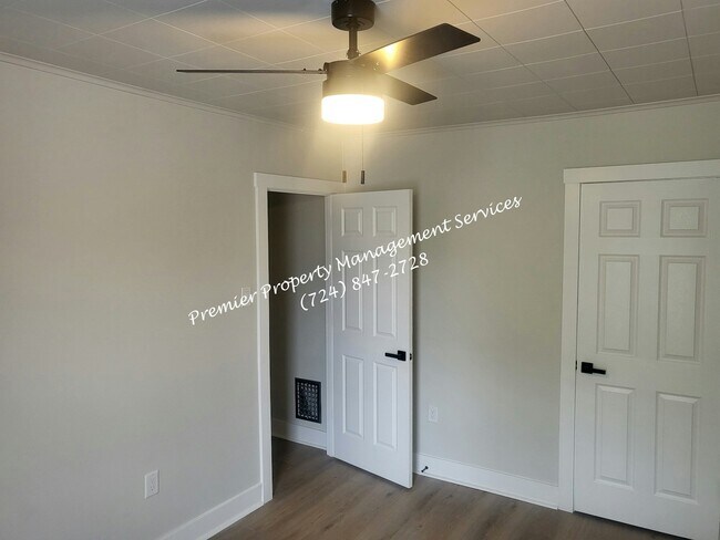 Building Photo - 1508 5th Ave
