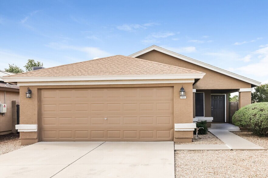 Primary Photo - 115 W Runion Dr
