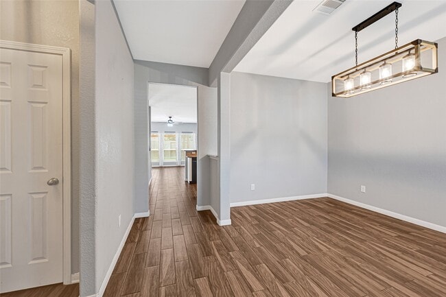 Building Photo - 29467 Iris Bloom Ct