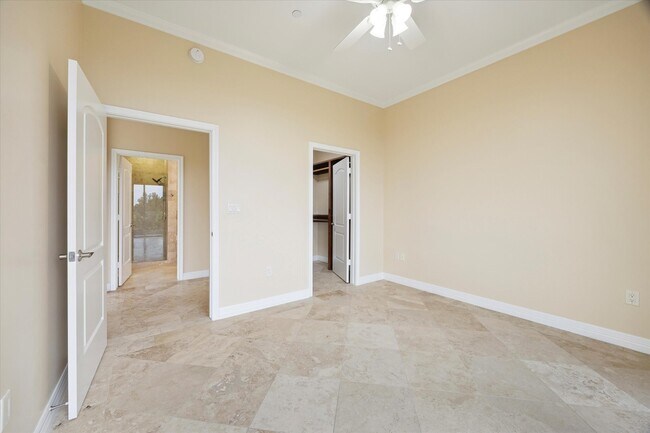 Building Photo - 2515 Washington Ave