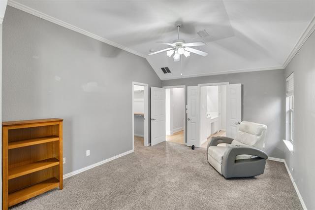 Building Photo - 5629 Hampshire Dr