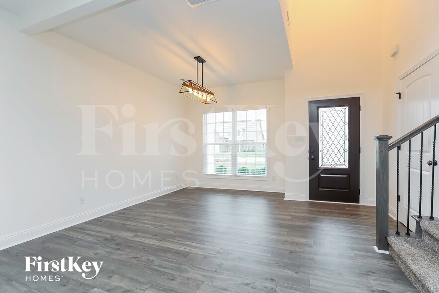 Building Photo - 516 Dexter Dr