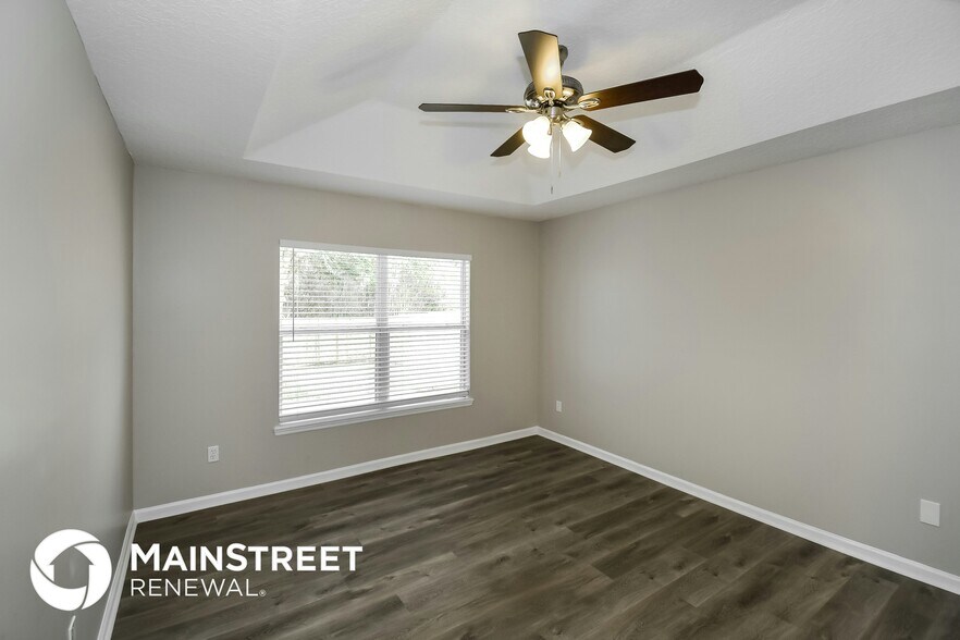 Building Photo - 9441 Harrier Ct