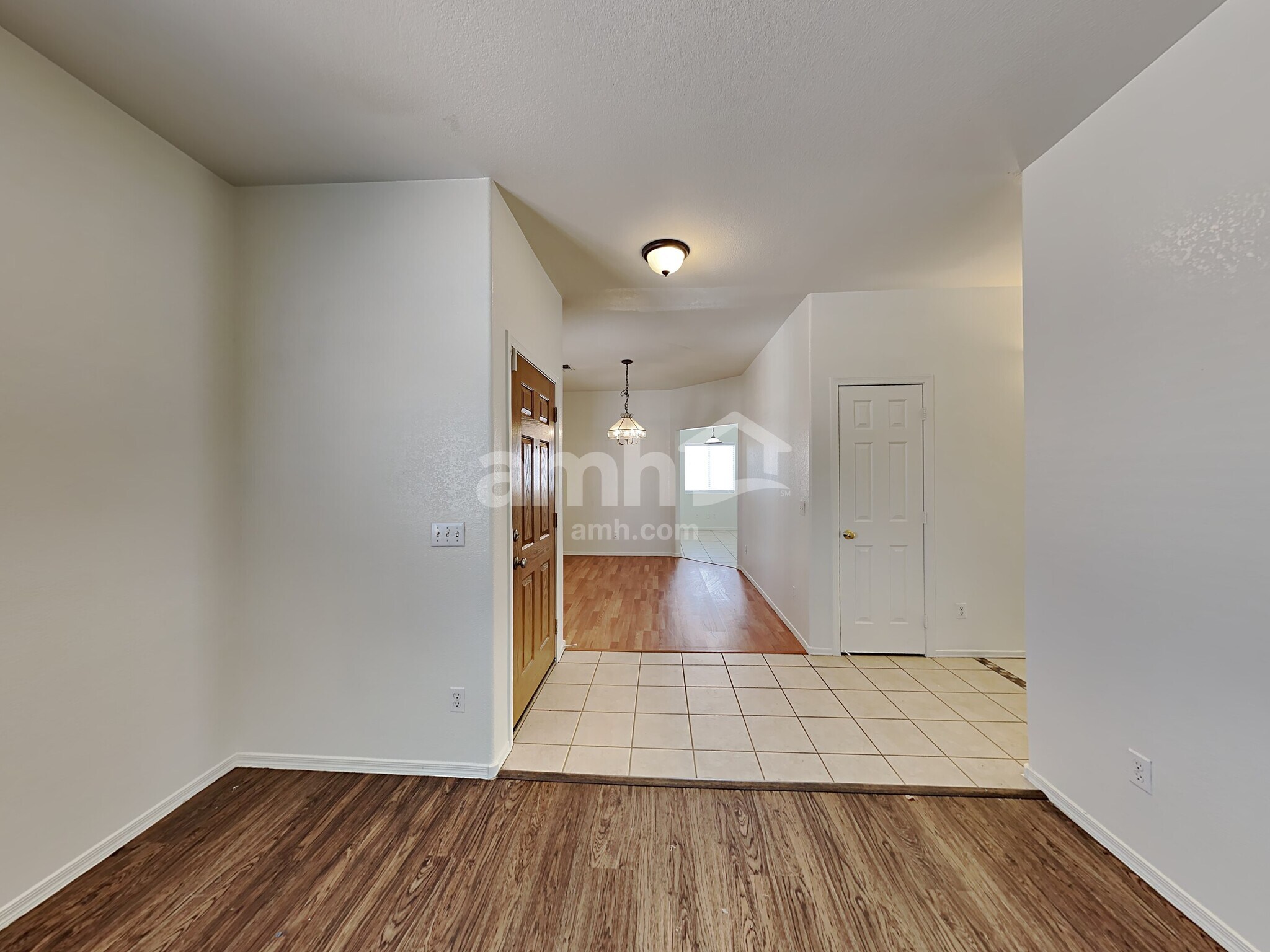 Building Photo - 6513 W Miami St