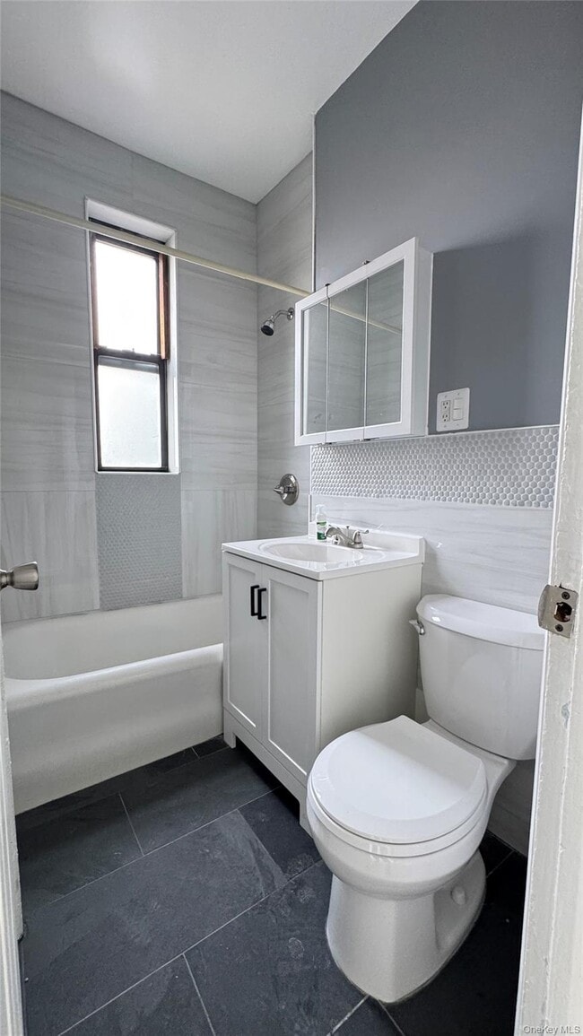 Building Photo - 37-54 64th St