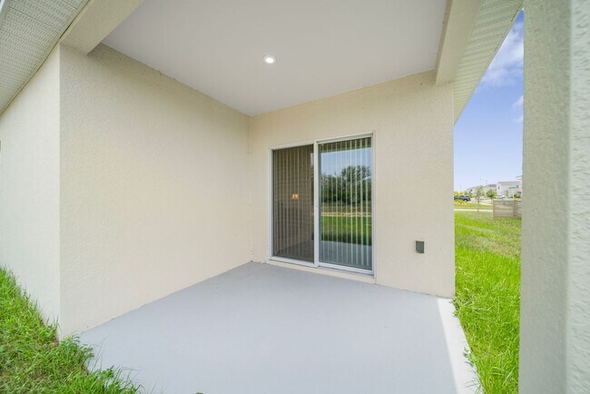 Building Photo - 5736 Mast Ave