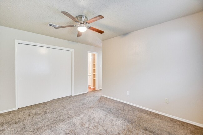 Building Photo - 13106 Townwood Dr
