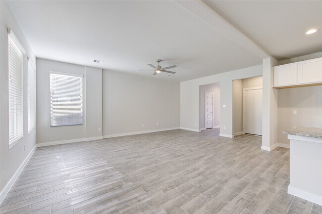 Building Photo - 2623 Finley Ln