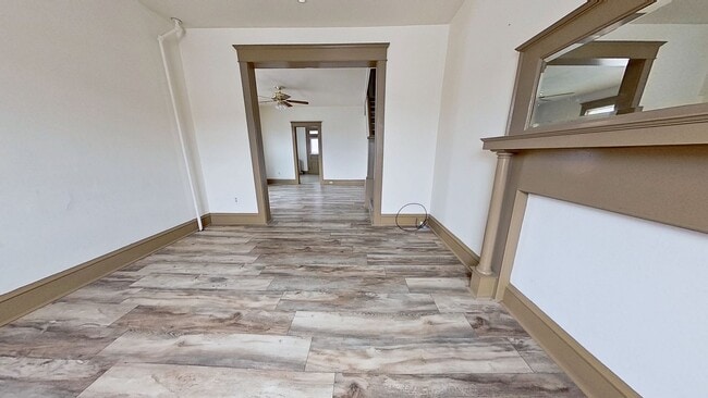 Building Photo - Spacious 3 Bedroom Duplex