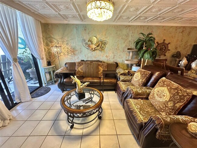 Building Photo - 6009 Sea Ranch Dr