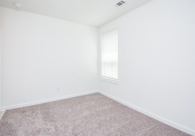 Building Photo - 5115 Murillo Dr