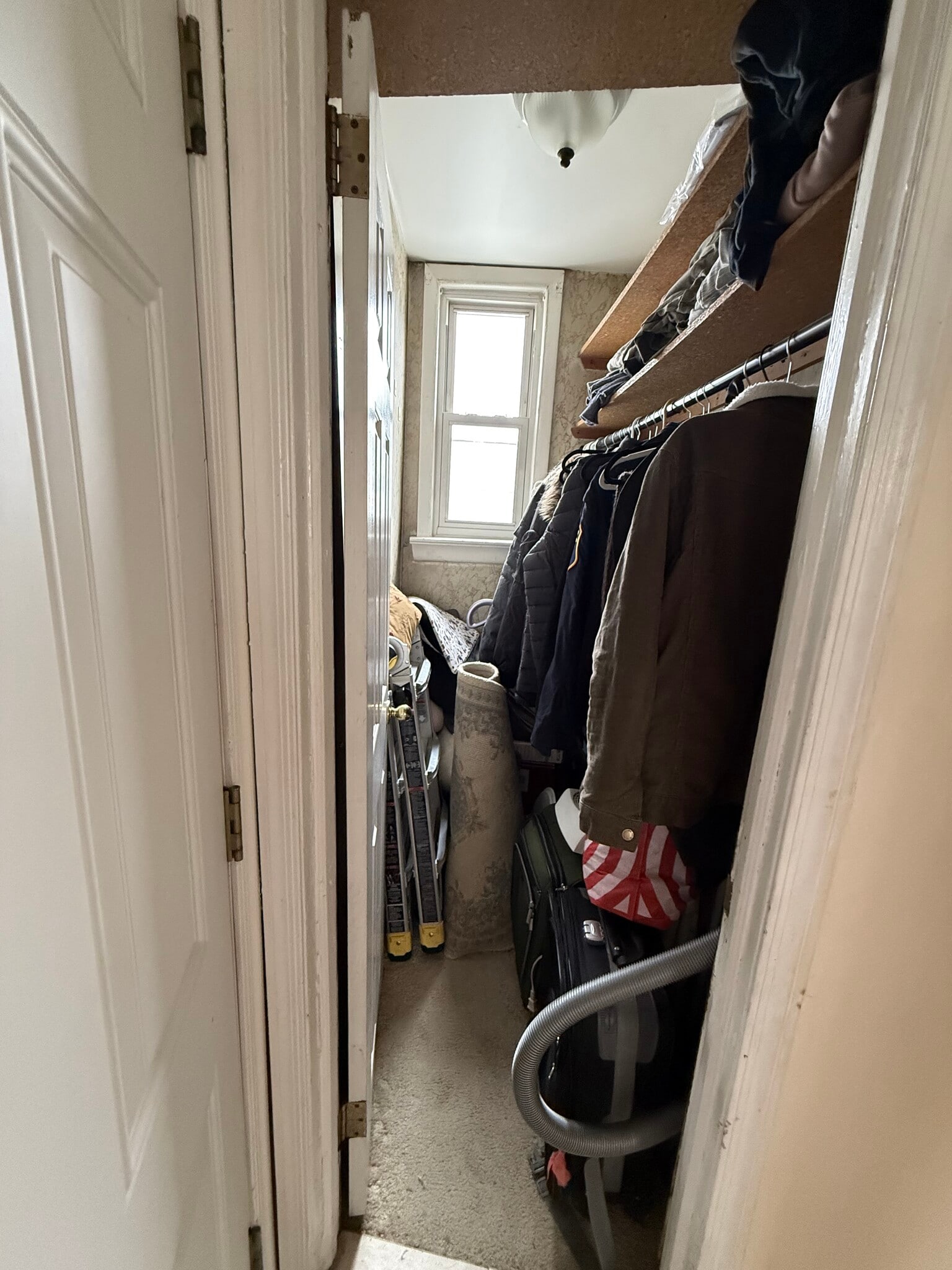 Building Photo - 254 Terrace Ave