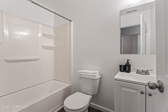 Building Photo - 41 N Indian Valley Ct