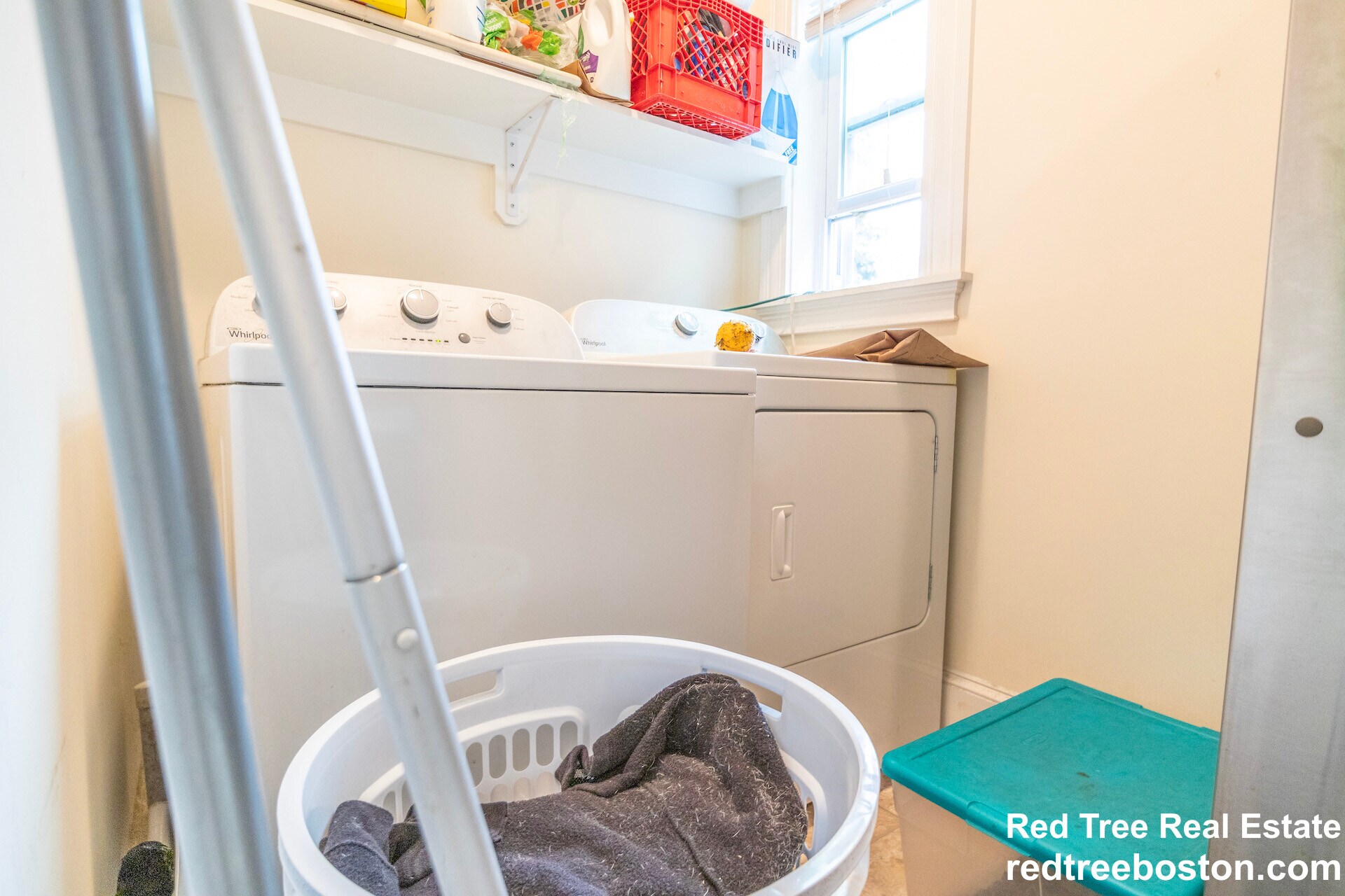 Building Photo - 15 Romsey St