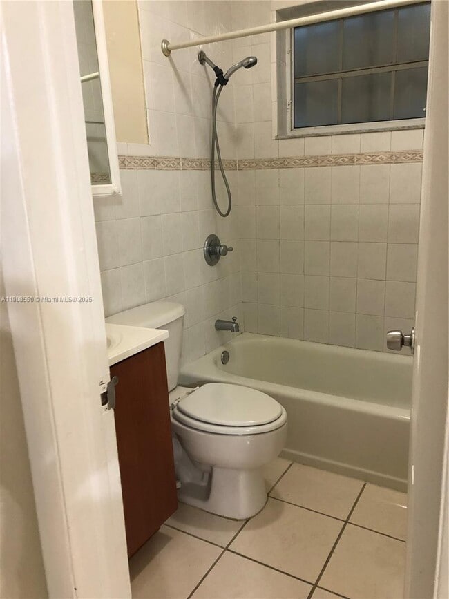 Building Photo - 11860 SW 168th Terrace