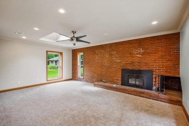 Building Photo - 3407 Bean-Oller Rd