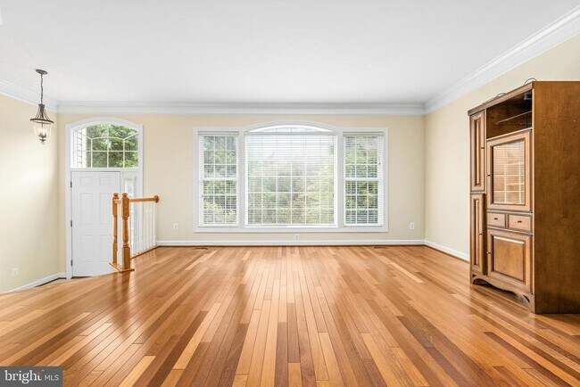 Building Photo - 3836 Elmwood Towne Way