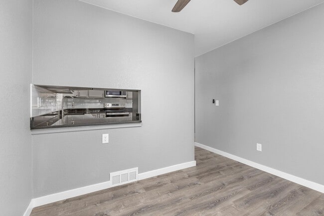 Building Photo - 508 King Ct