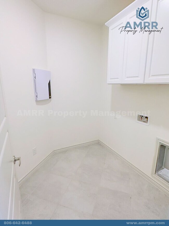 Building Photo - New 3 Bedroom Home In Odessa, Texas!