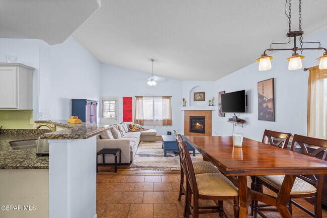 Building Photo - 14057 Tower Point Way