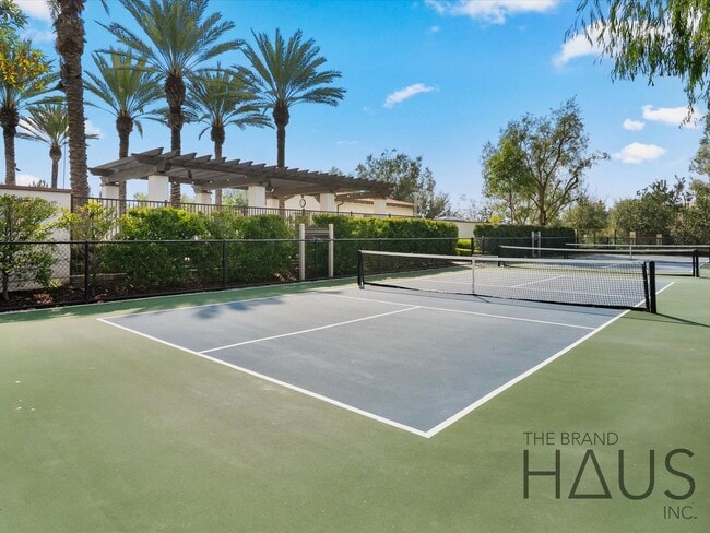 Building Photo - Rare 55+ Gated Travata Community – Bedrooms on Main + Loft + Resort-Style Amenities!