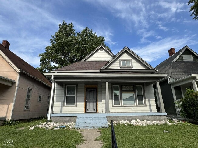 Primary Photo - 24 Neal Ave
