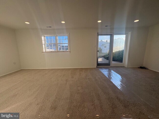 Building Photo - 119 E Padonia Rd