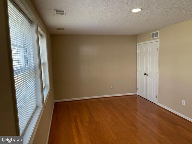 Building Photo - 234 E Juniper Ave