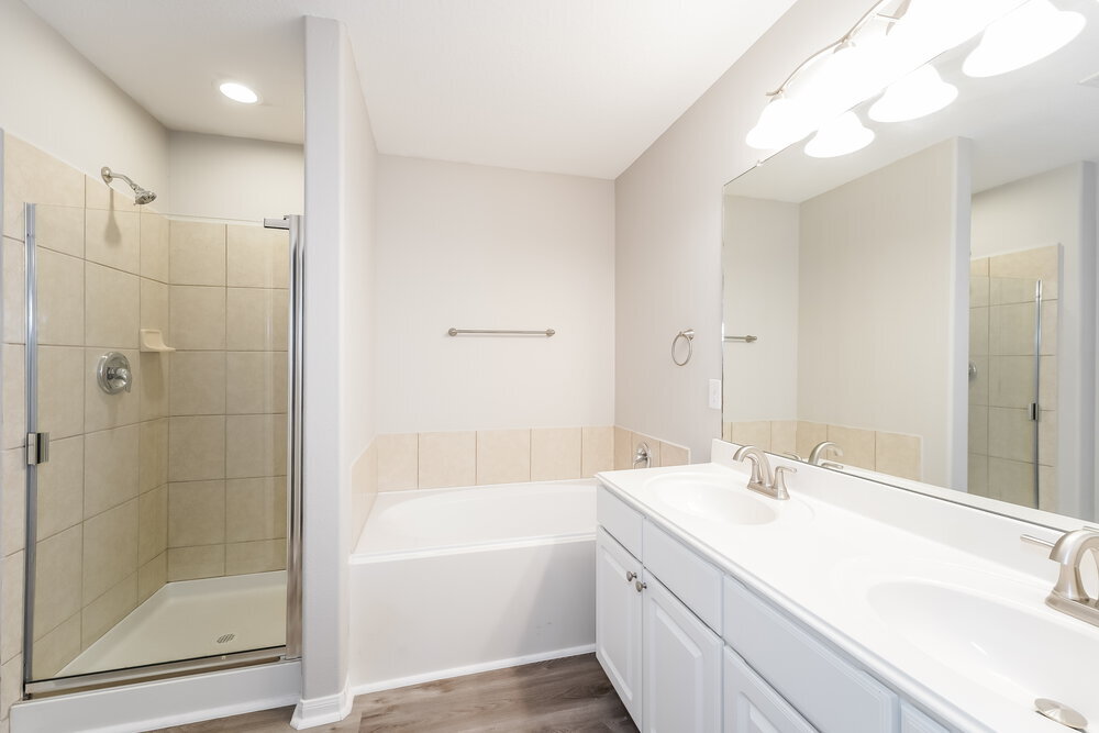 Building Photo - 9816 Lace Flower Way