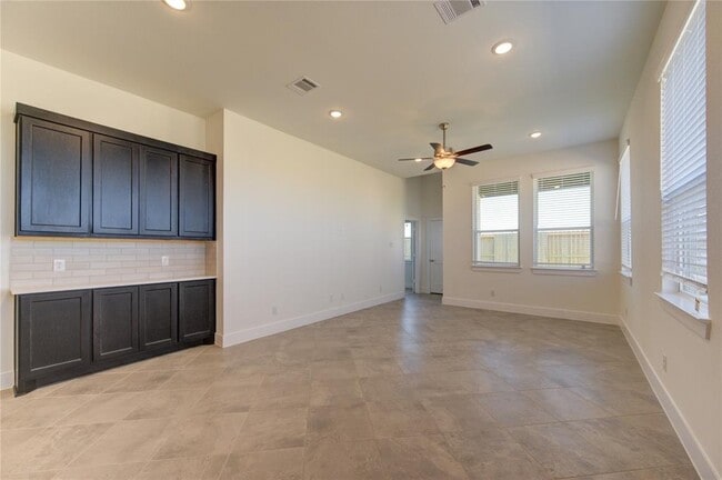 Building Photo - 31031 Star Gazer Rd