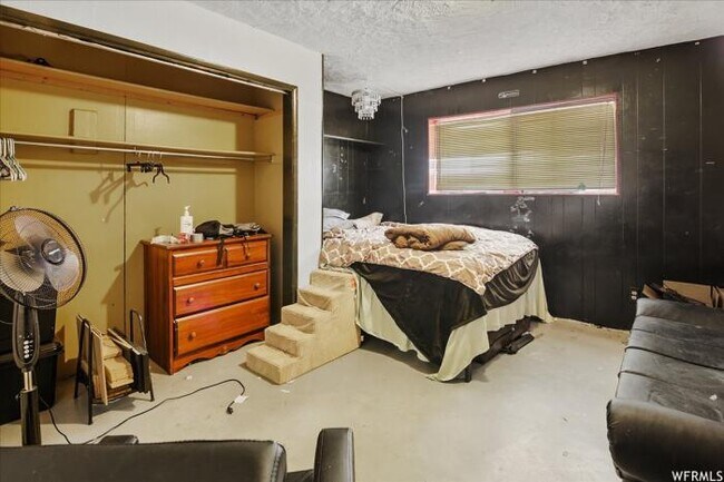 Building Photo - 5 bedroom in Pleasant View UT 84414
