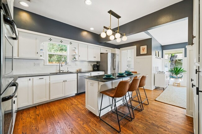 Building Photo - Beautifully Updated Historic Home